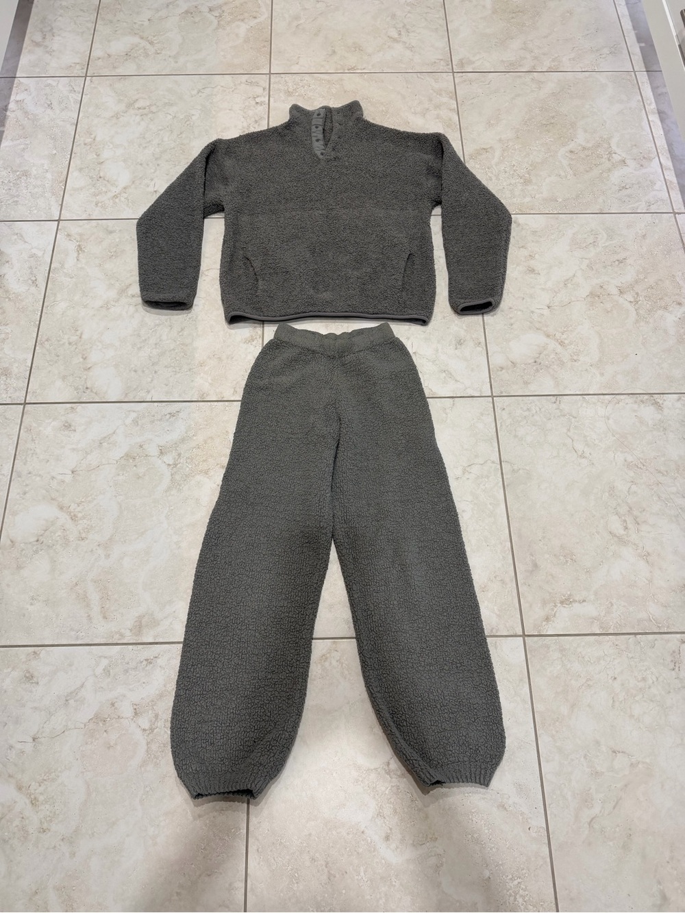 Cozy Gray Sherpa Sweatshirt & Jogger Set